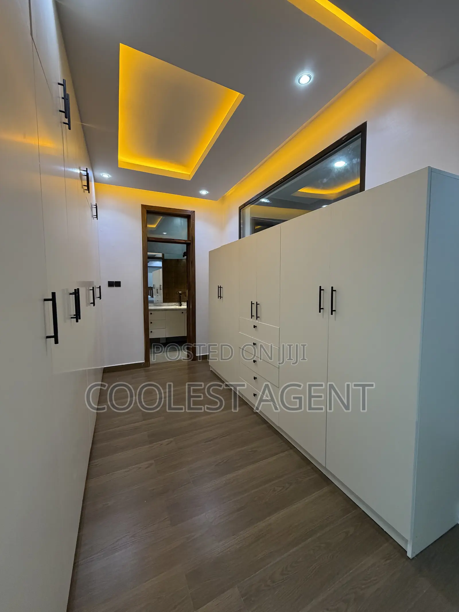 Furnished 5bdrm Villa in Coolest Estate, Masaki for rent