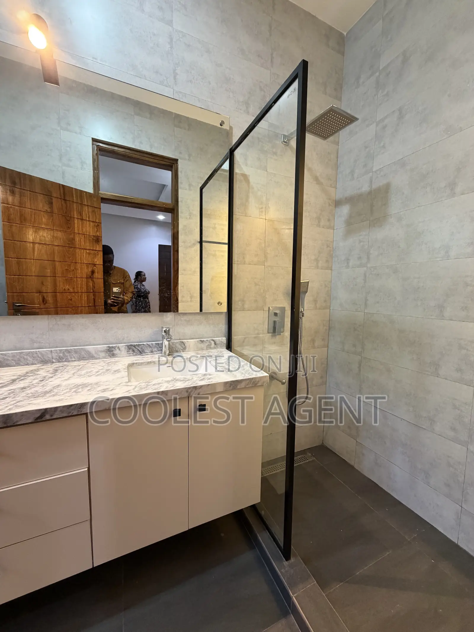 Furnished 5bdrm Villa in Coolest Estate, Masaki for rent