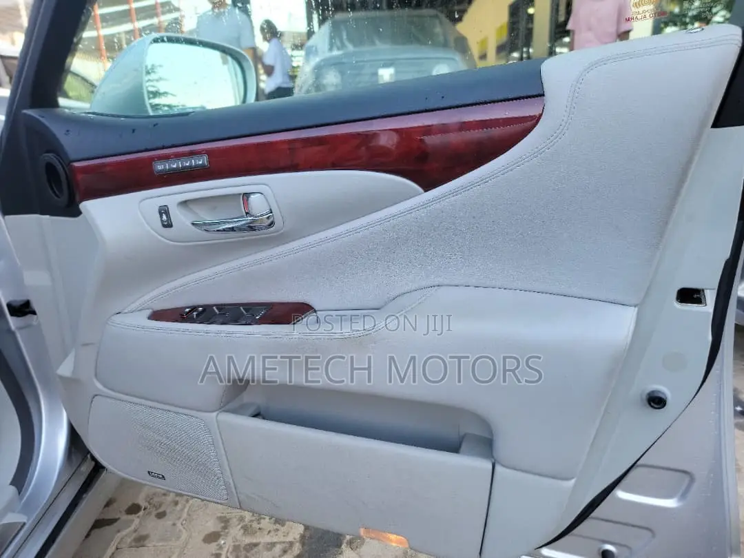 Lexus LS 460 2008 Silver
