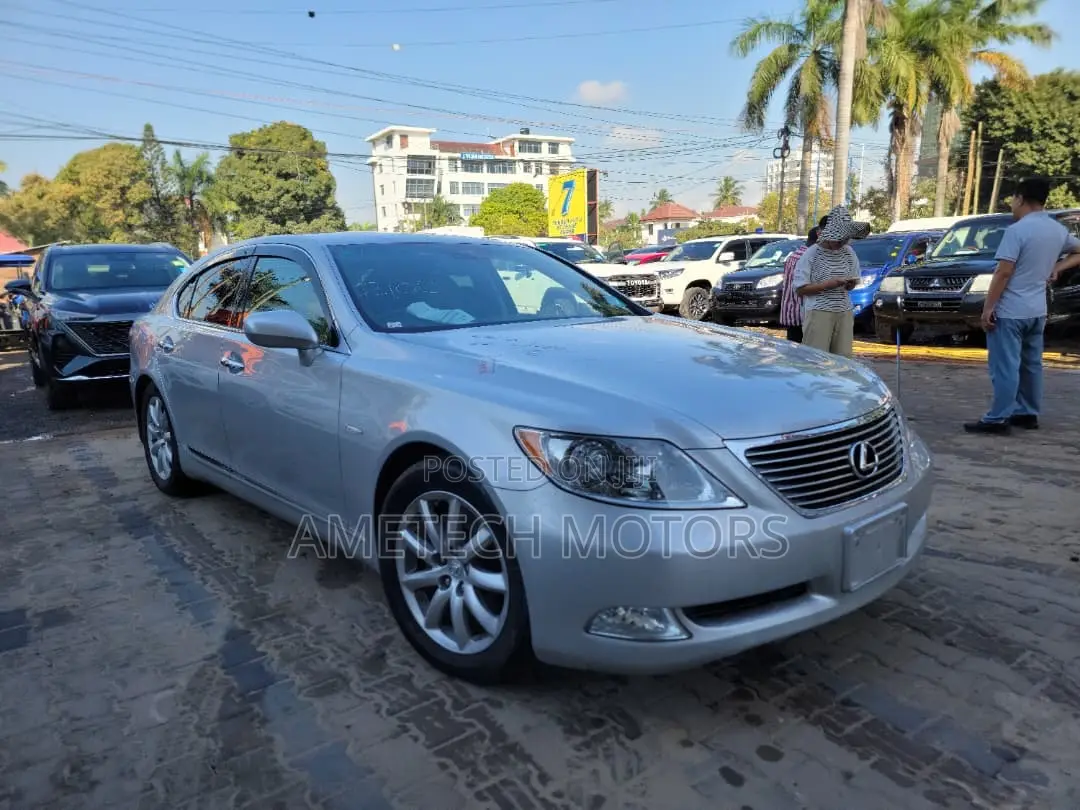 Lexus LS 460 2008 Silver