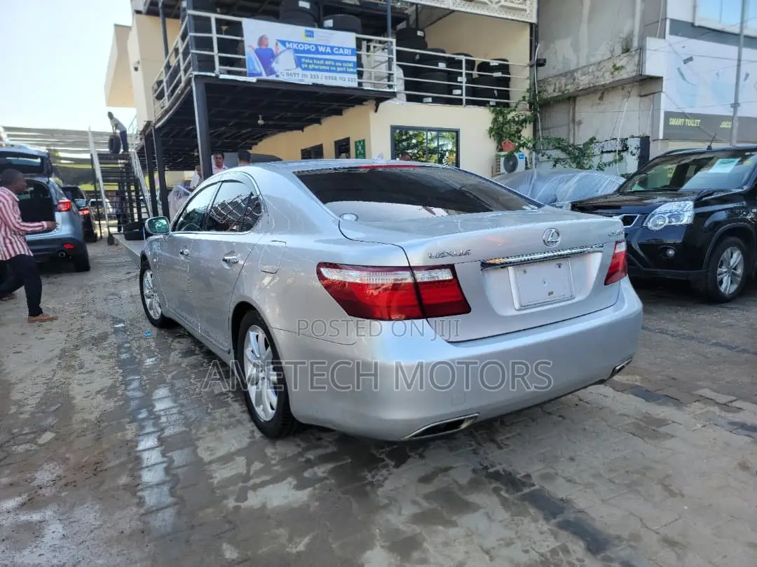 Lexus LS 460 2008 Silver