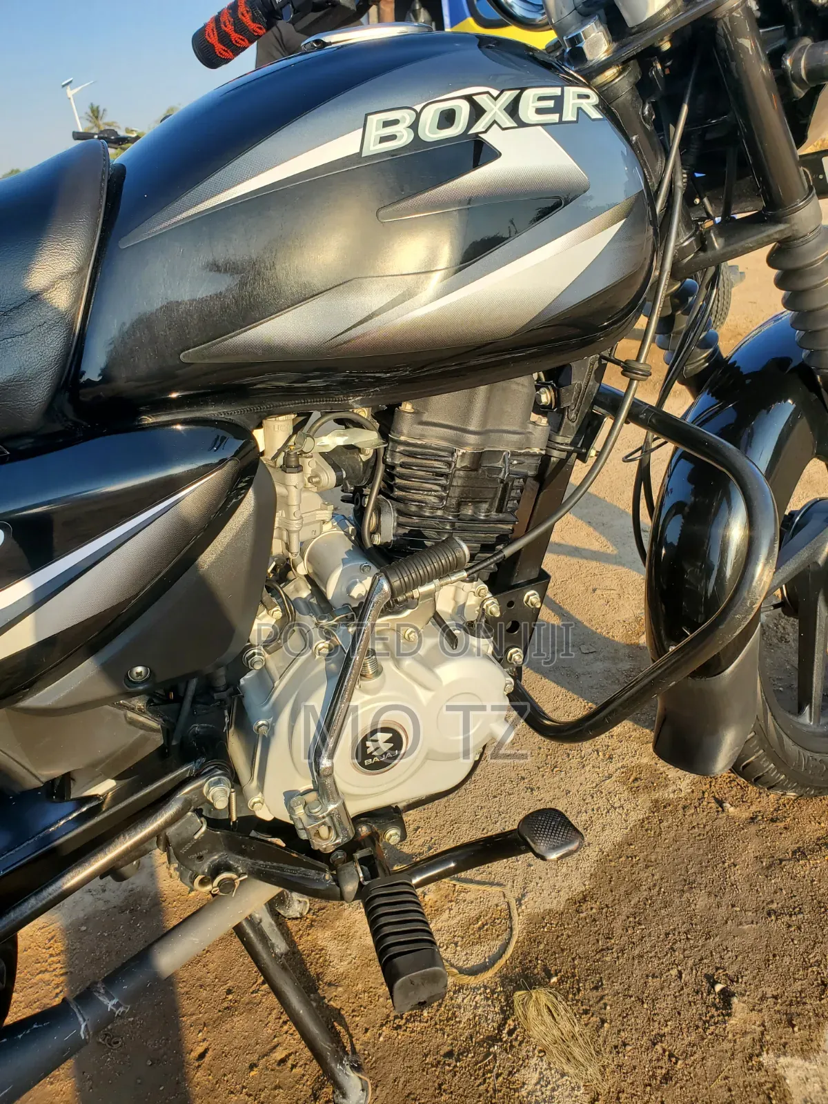 Bajaj Boxer 2024 Black