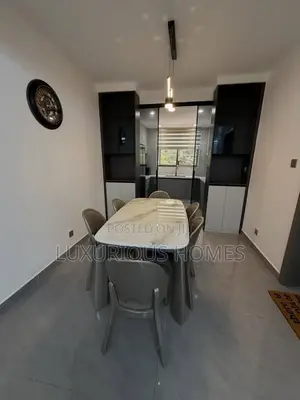 Furnished 3bdrm Apartment in Oyster Bay for sale