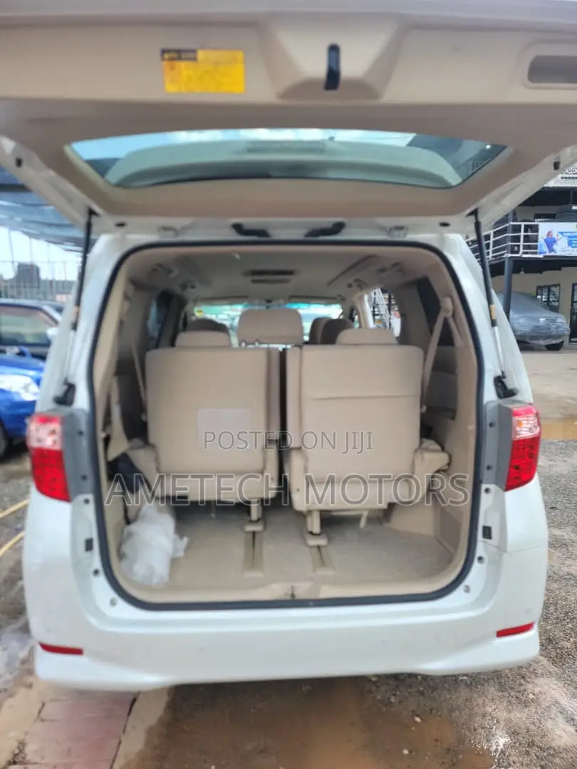 Toyota Alphard 2011 White