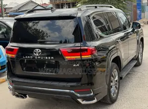 Toyota Land Cruiser 2023 Purple