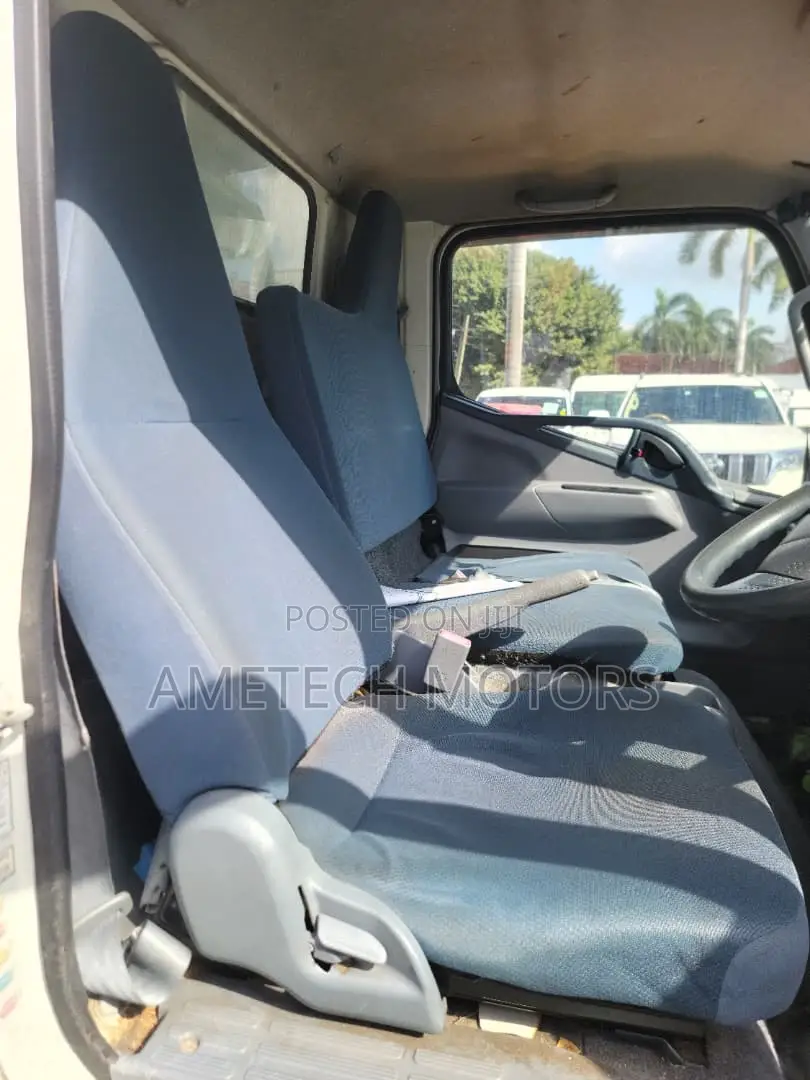 Mitsubishi Fuso Canter
