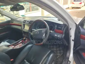 Lexus LS 460 2007 White