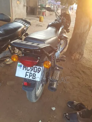 New Bajaj Boxer 125 2026 Black