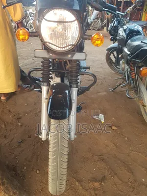 New Bajaj Boxer 125 2026 Black
