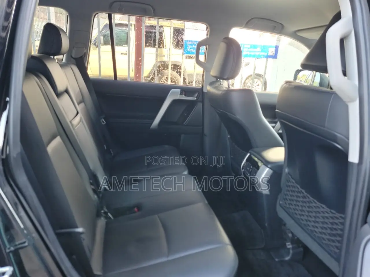 Toyota Land Cruiser Prado 2023 Black