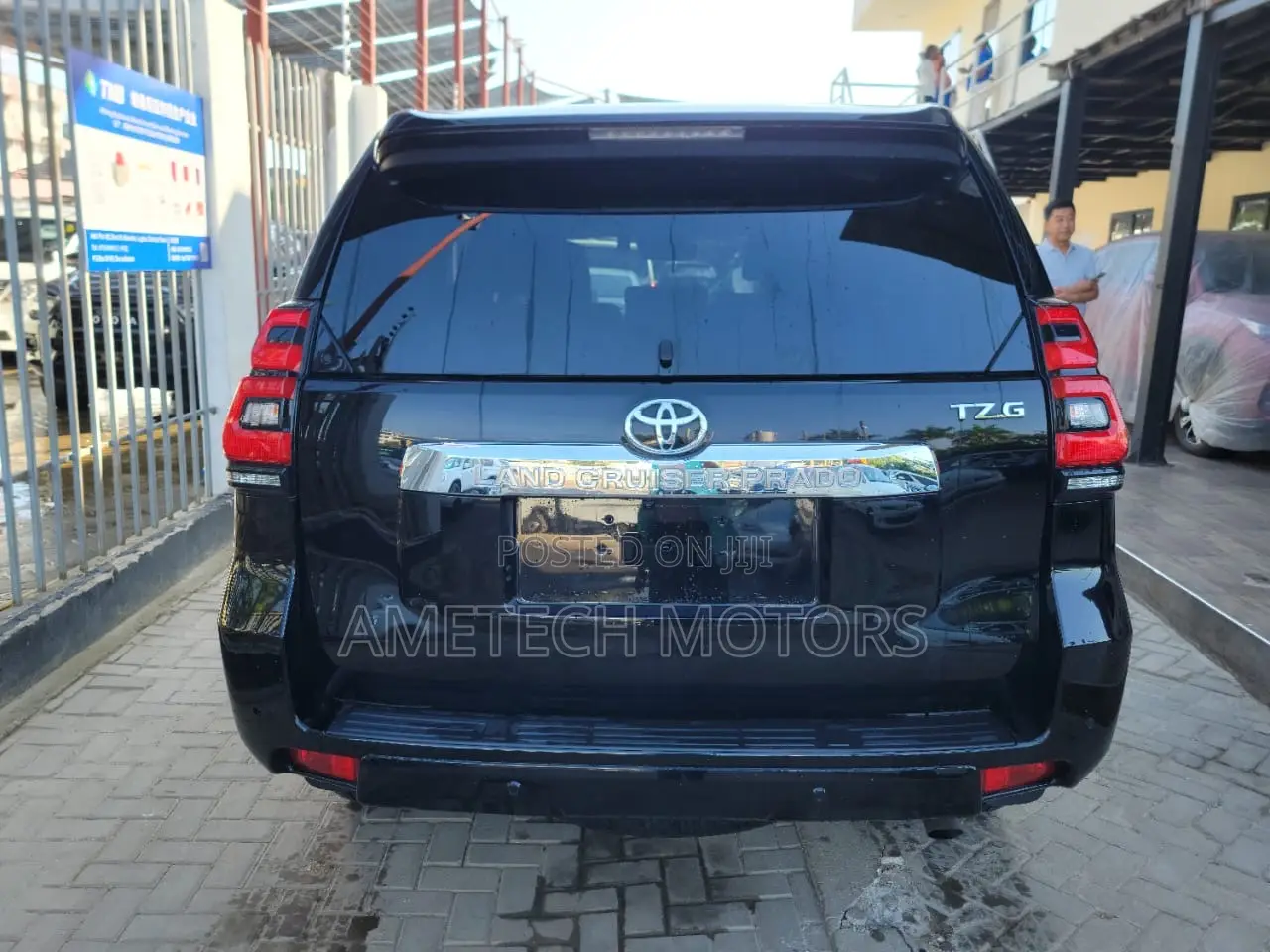 Toyota Land Cruiser Prado 2023 Black