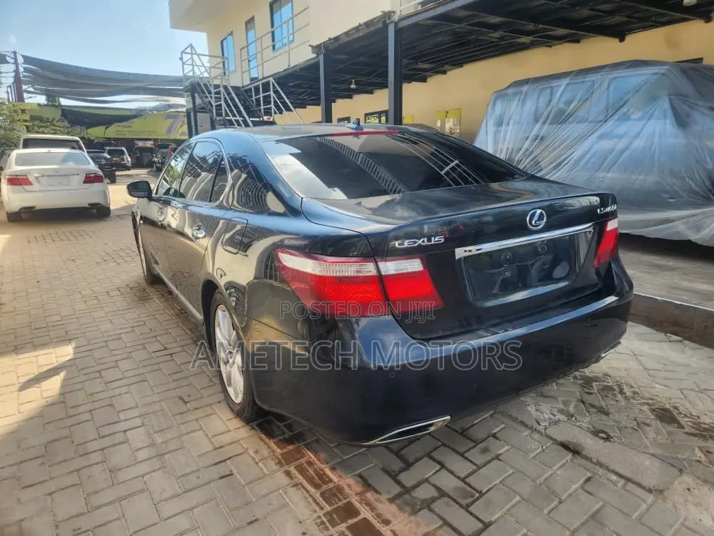 Lexus LS 2009 Black