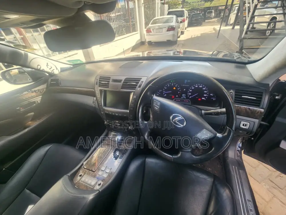 Lexus LS 2009 Black