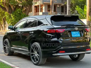Toyota Harrier 2016 Black