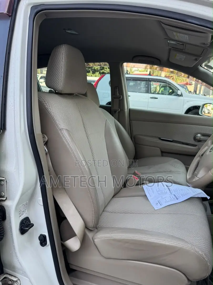 Nissan Tiida 2009 White