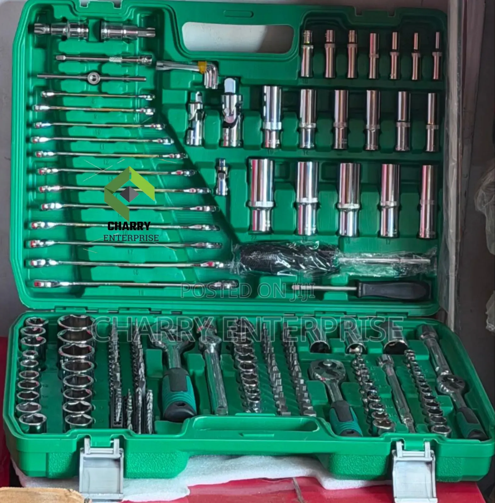 216 Piece Mechanics Toolbox Set