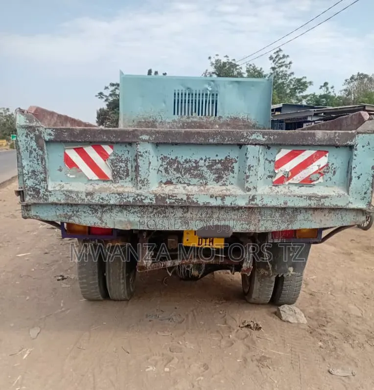 Fusso Tipper Mayai