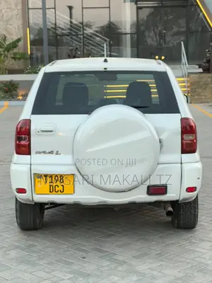 Toyota RAV4 2.0 D-4D 4x4 2006 White