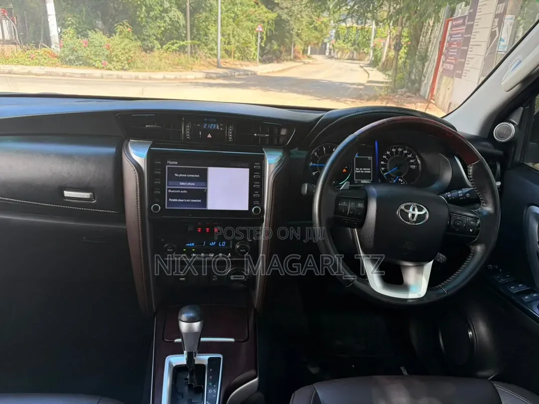 Toyota Fortuner 2019 Gray