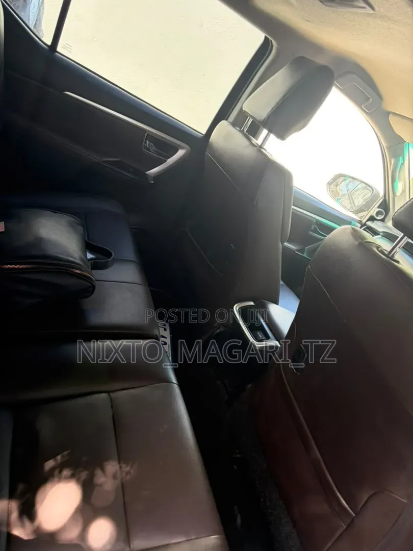 Toyota Fortuner 2019 Gray