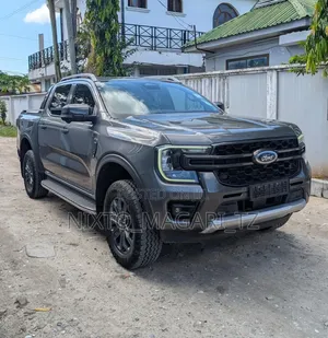 Ford Ranger 2025 Gray