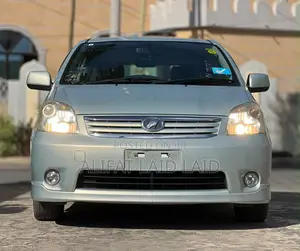 Toyota Raum 1.5 AWD 2005 Silver