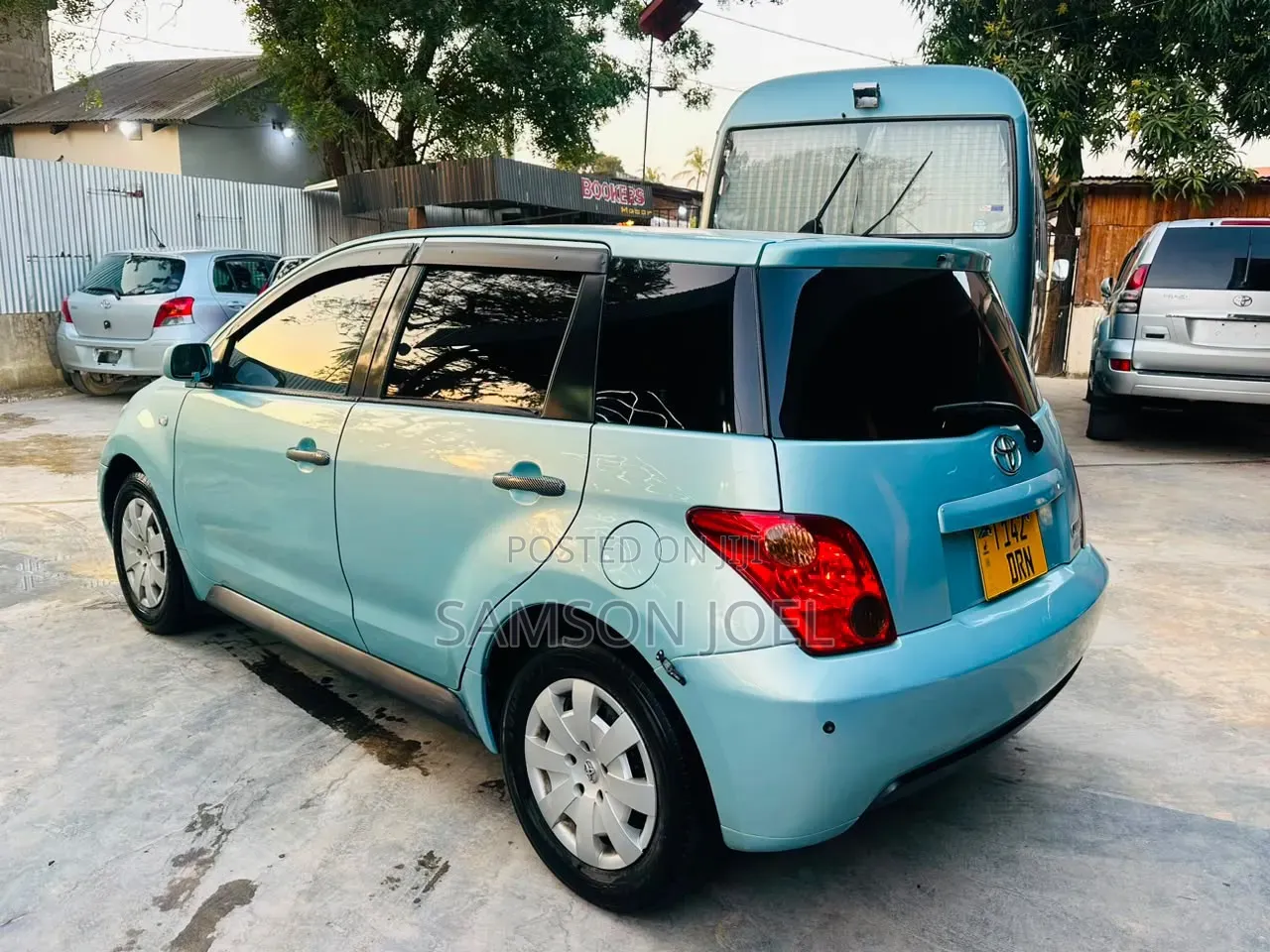 Toyota IST 2003 Blue