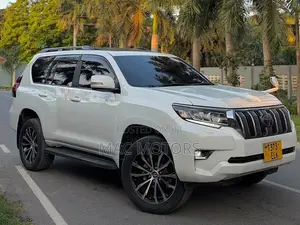 Toyota Land Cruiser Prado 2.7 2020 White