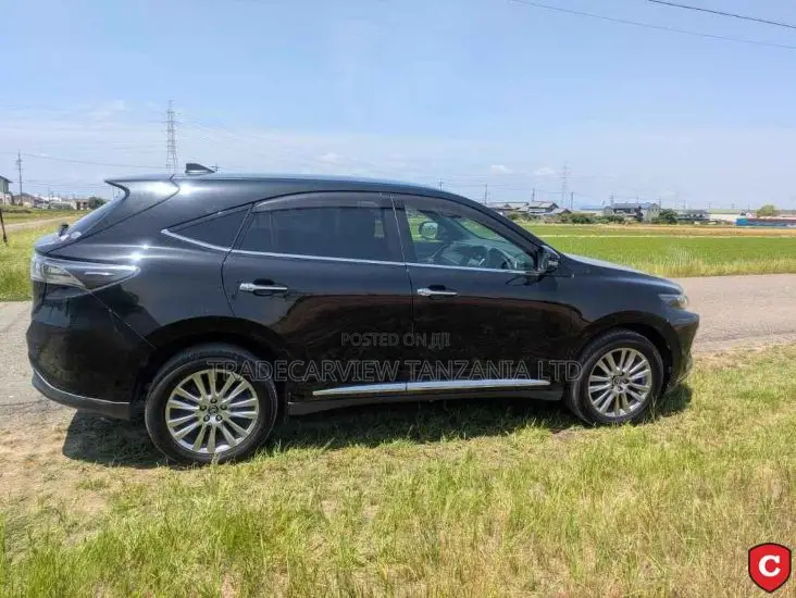 Toyota Harrier 2016 Black