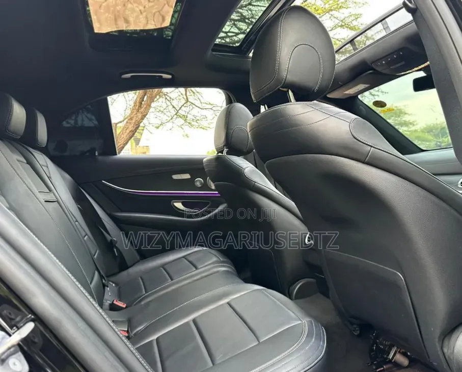Mercedes-Benz E200 2016 Matt Black