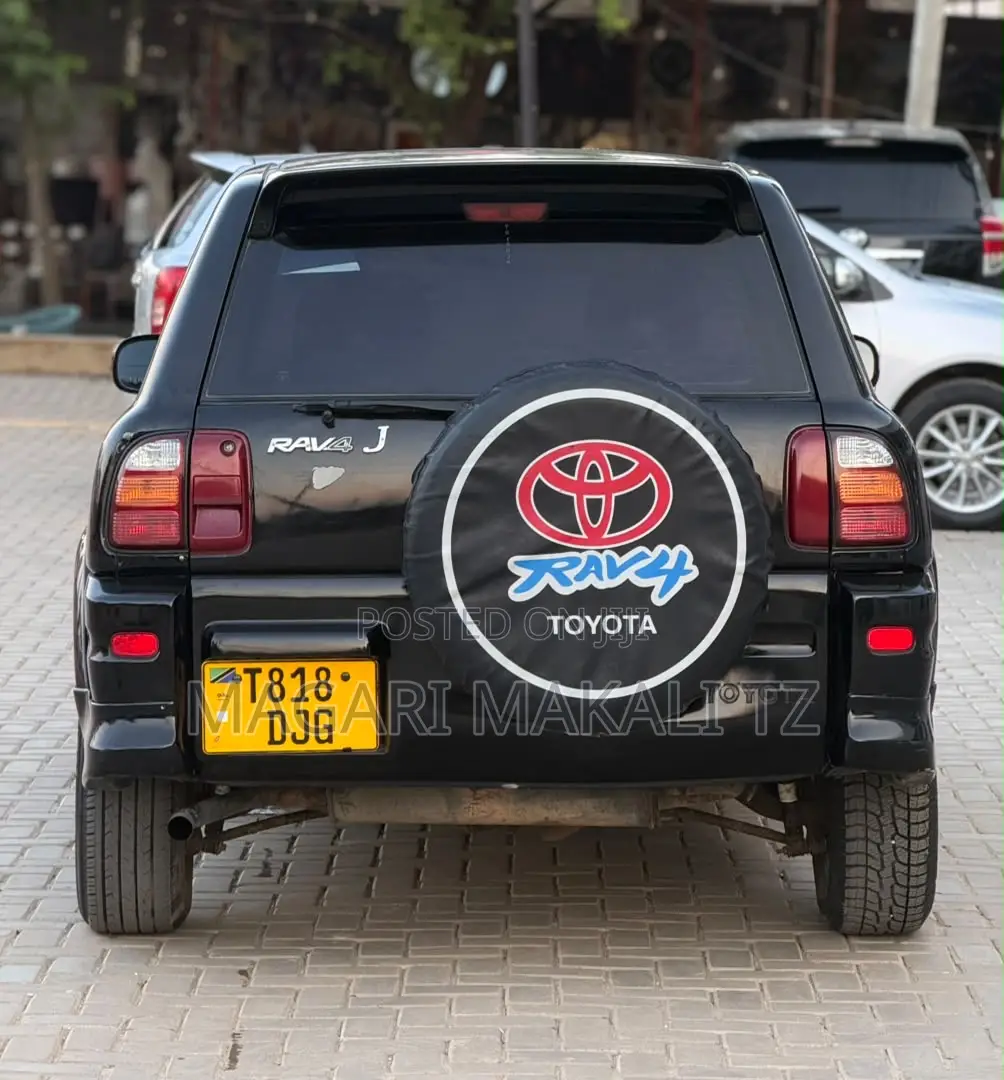 Toyota RAV4 Automatic 2003 Black