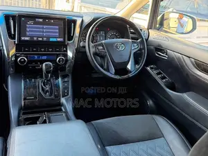Toyota Alphard 2017 White