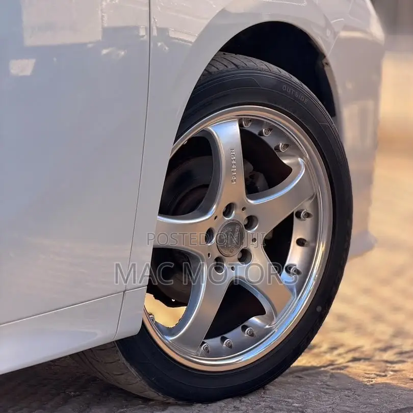 Toyota Alphard 2017 White
