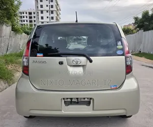 Toyota Passo 2004 Silver