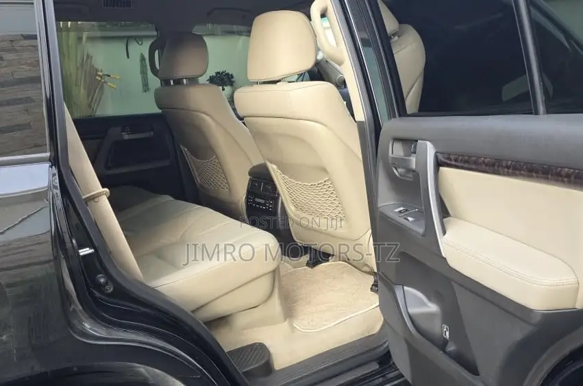 Toyota Land Cruiser 2008 Black