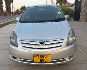 Toyota Corolla Spacio 2003 Gold