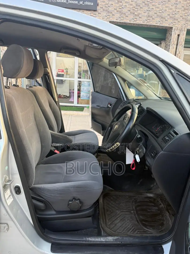 Toyota Corolla Spacio 2003 Gold
