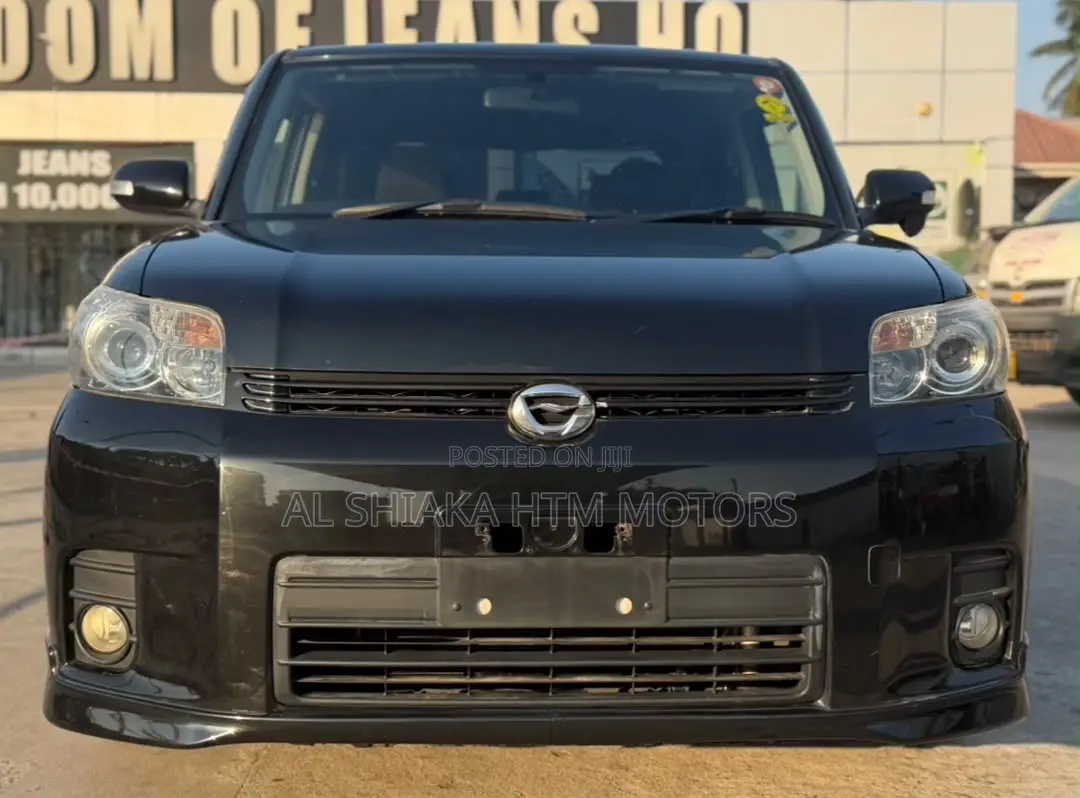 Toyota Corolla Rumion 2010 Black