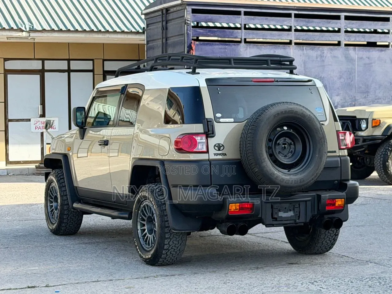 Toyota FJ Cruiser 2022 Beige