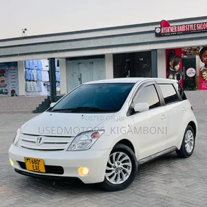 Toyota IST 2005 Pearl