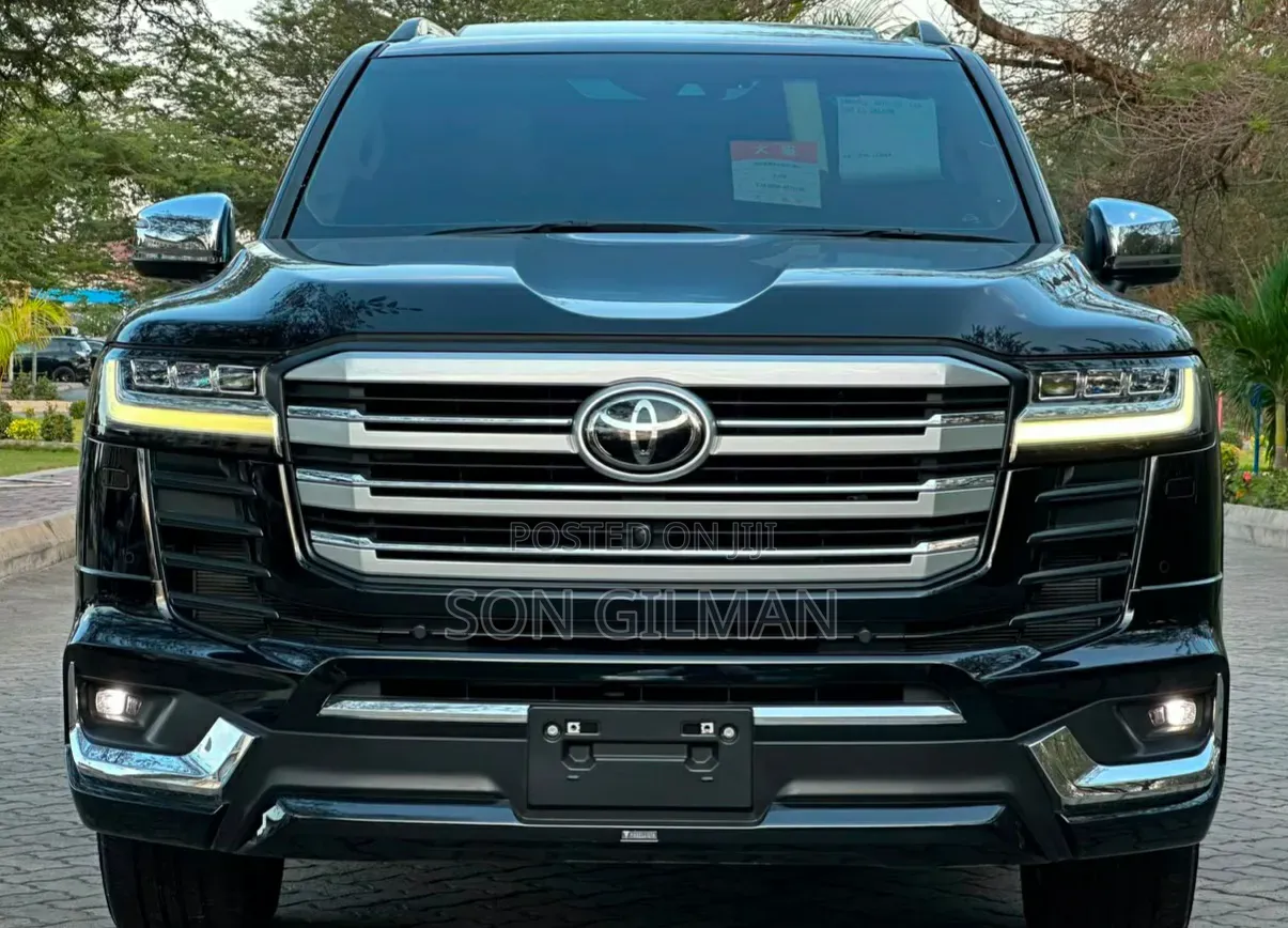 Toyota Land Cruiser 2023 Black