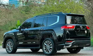 Toyota Land Cruiser 2023 Black