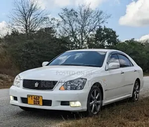 Toyota Crown 2007 White