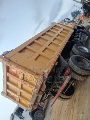 Howo Tipper