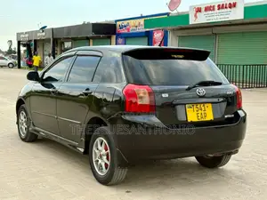 Toyota Corolla RunX 2004 Black