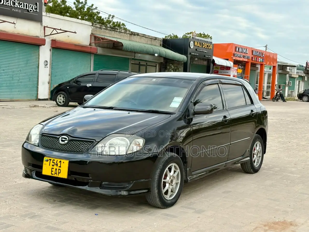 Toyota Corolla RunX 2004 Black