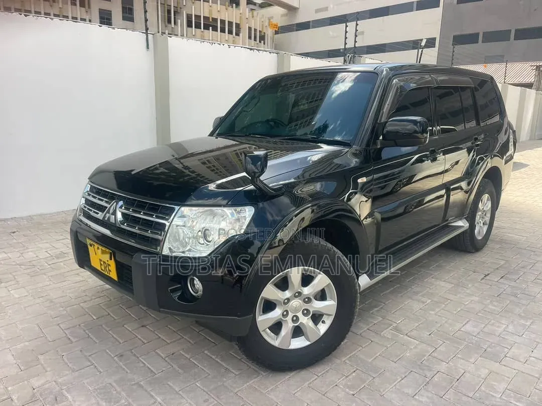 Mitsubishi Pajero 2008 Black