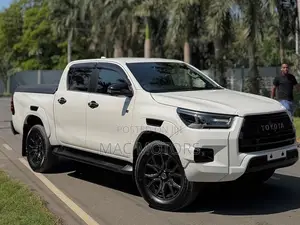Toyota Hilux Revo Double Cab Deisel 2.4 AWD 2022 White