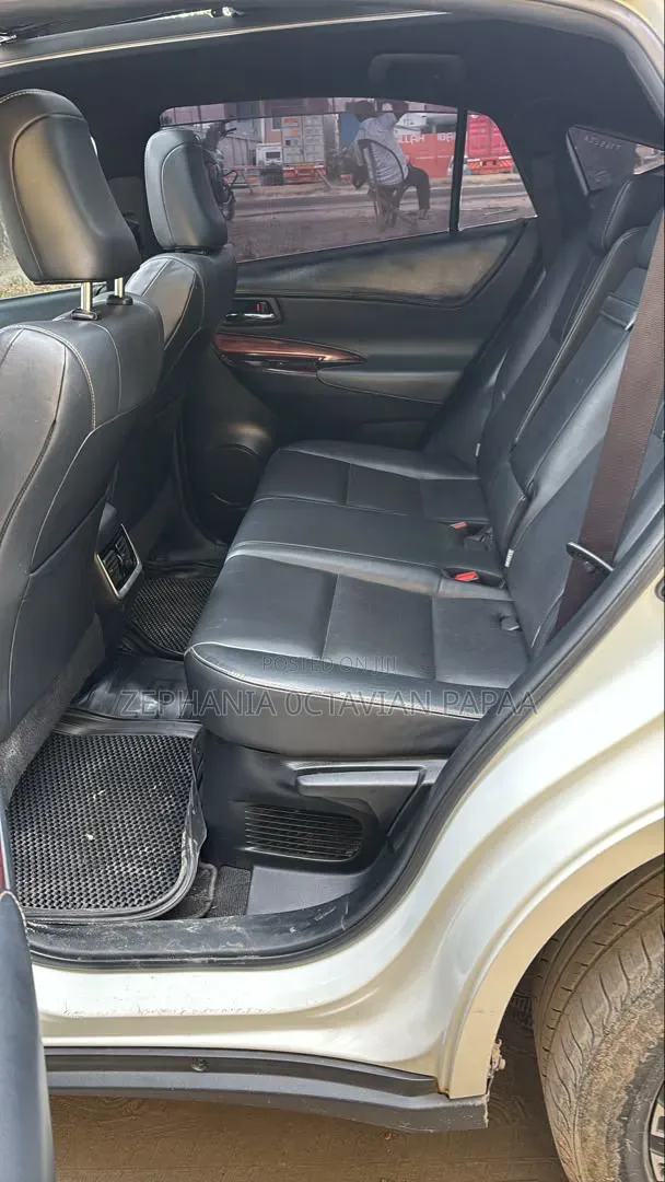 Toyota Harrier 2016 White