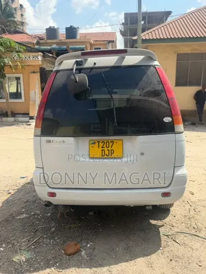 Toyota Noah 2001 White